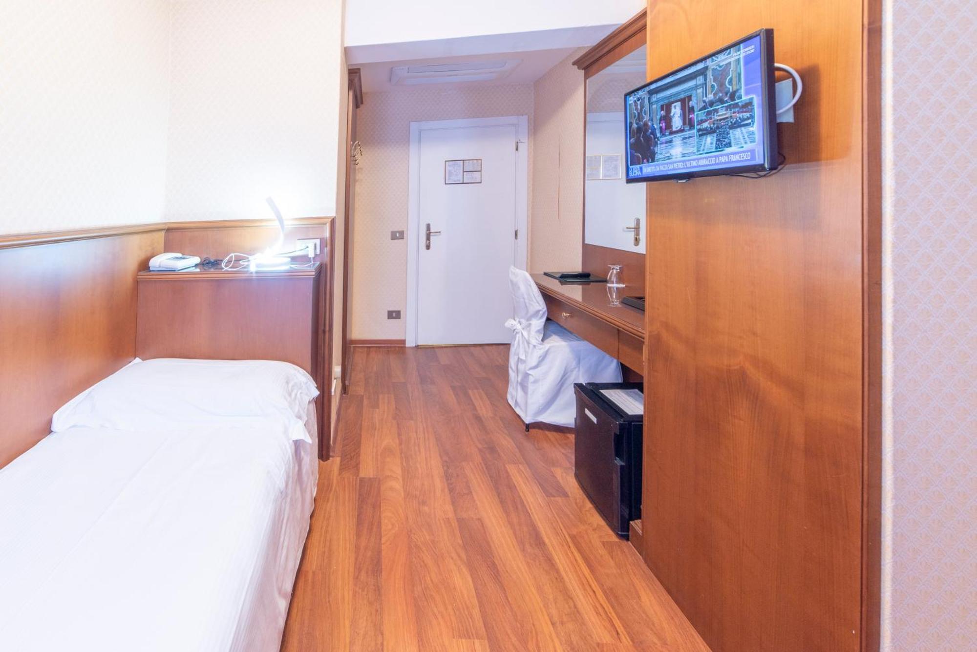 Hotel Due Palme Mergozzo Zewnętrze zdjęcie