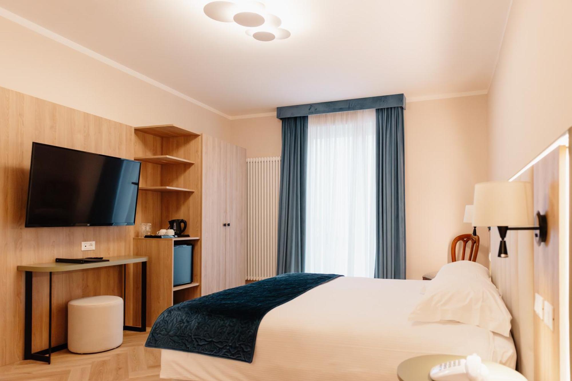 Hotel Due Palme Mergozzo Zewnętrze zdjęcie