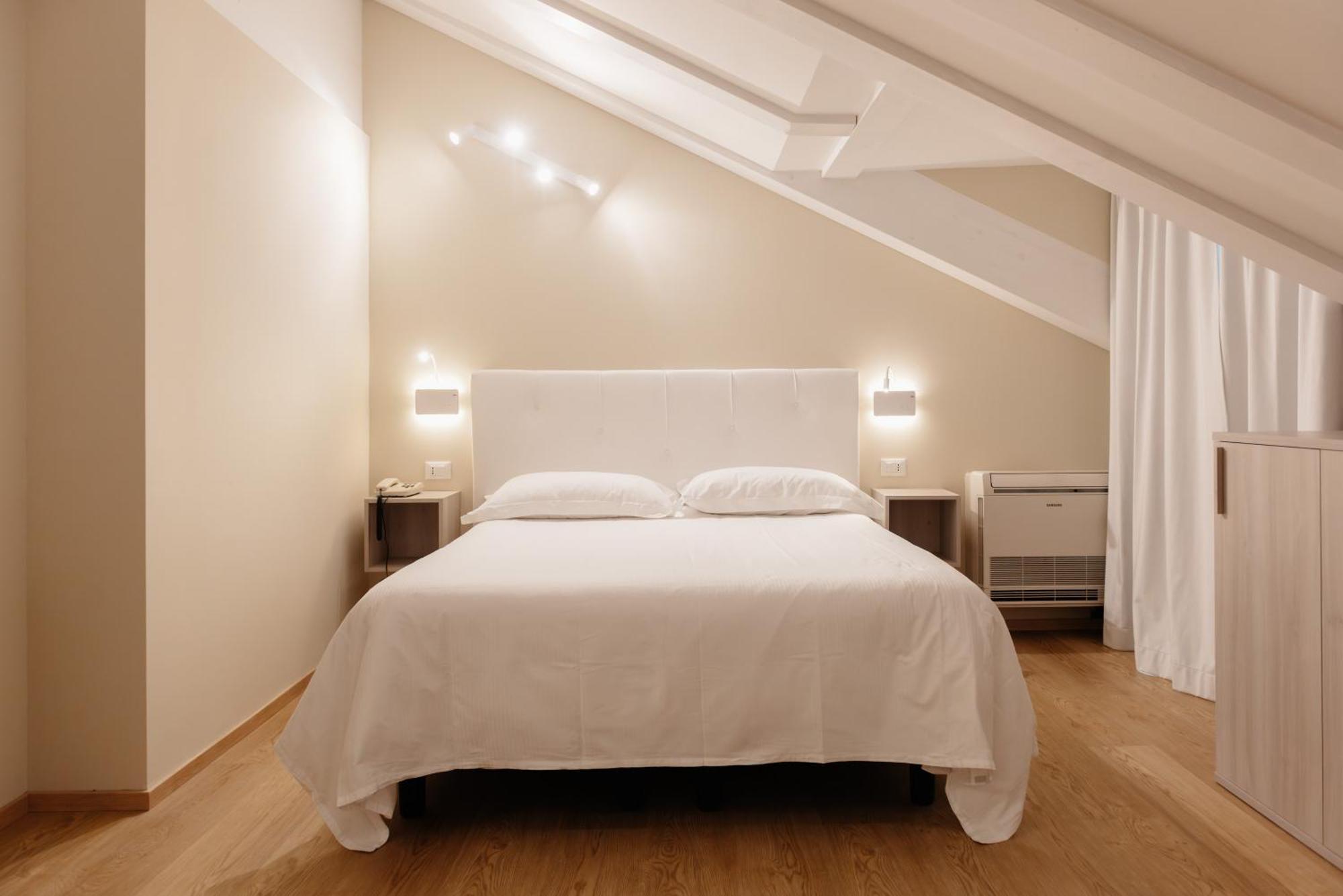 Hotel Due Palme Mergozzo Zewnętrze zdjęcie